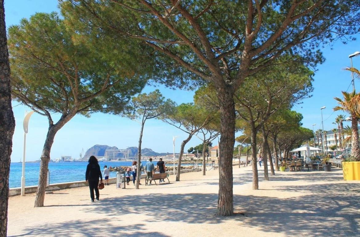 Beau T2 Tout Equipe Sur Le Port, Centre Ville La Ciotat Exterior foto